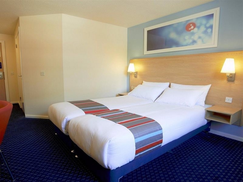 Travelodge Peterborough Eye Green 17/23