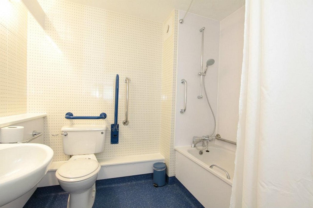 Travelodge Lincoln Thorpe On The Hill 13/30