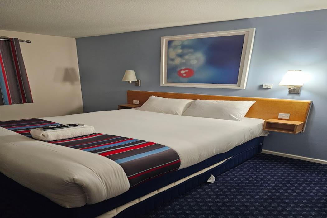 Travelodge Manchester Birch M62 Eastbound 7/19