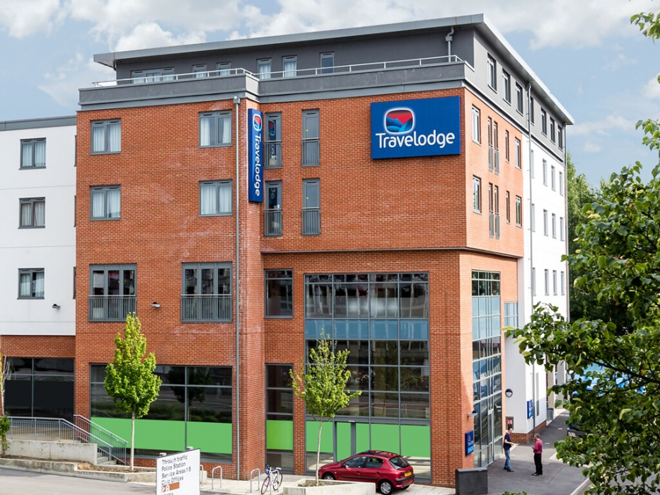 Travelodge Camberley Central 1/29