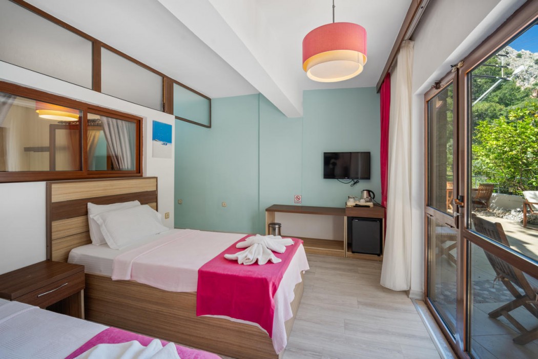 Eden Pyara Hotel Turunc 19/106
