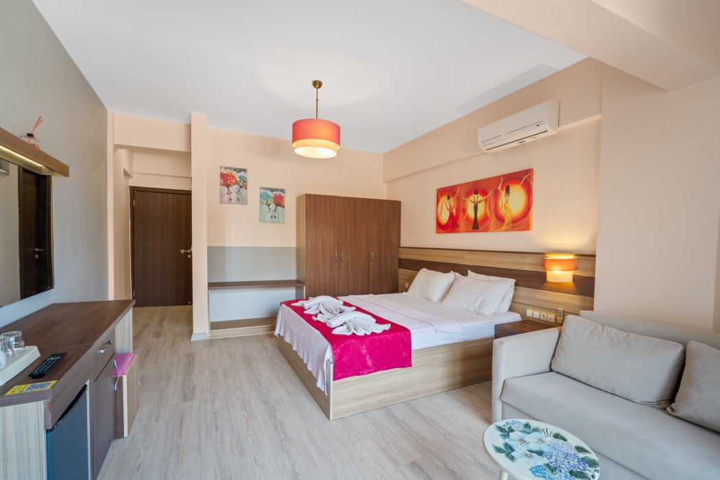 Eden Pyara Hotel Turunc 36/106