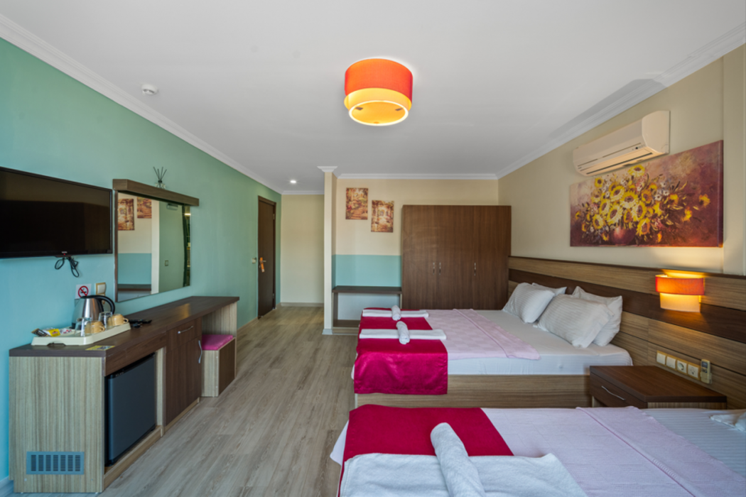 Eden Pyara Hotel Turunc 41/106