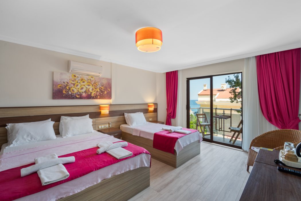 Eden Pyara Hotel Turunc 39/106