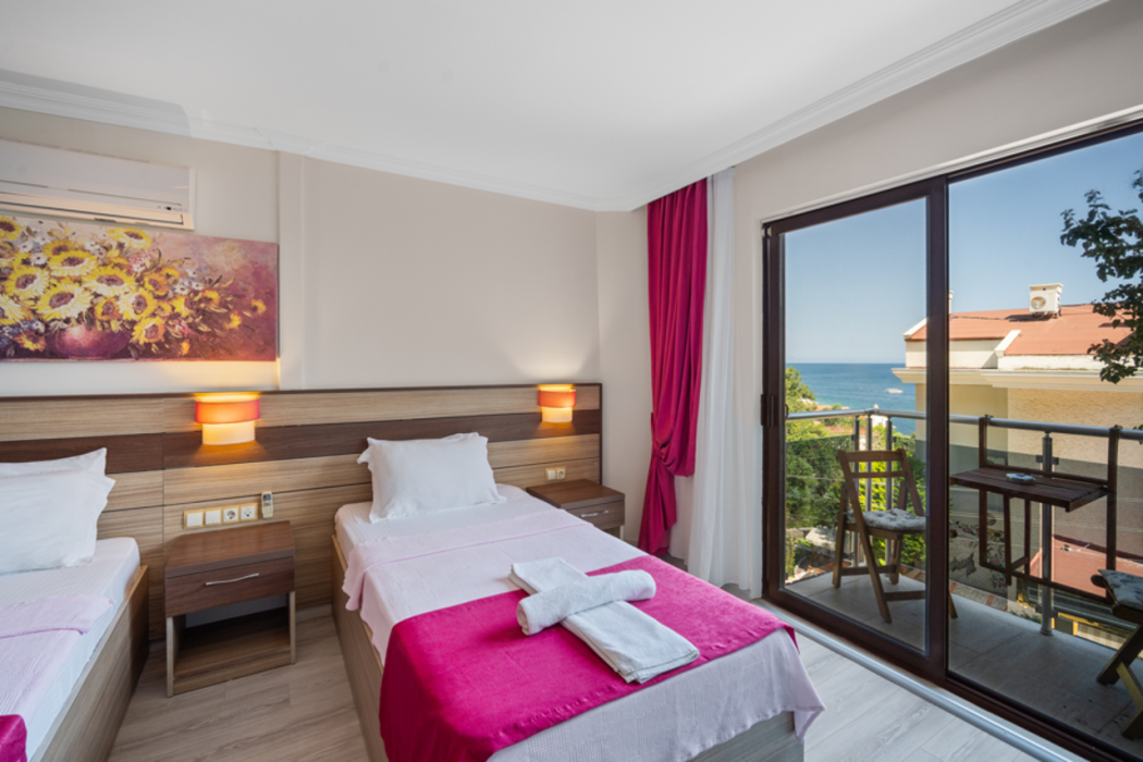 Eden Pyara Hotel Turunc 42/106
