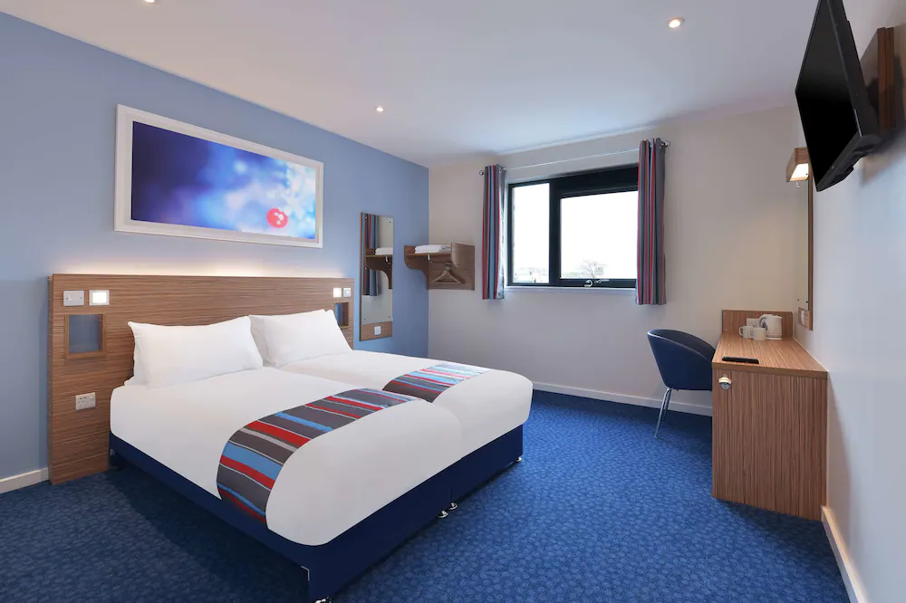 Travelodge Birmingham Airport 11/37