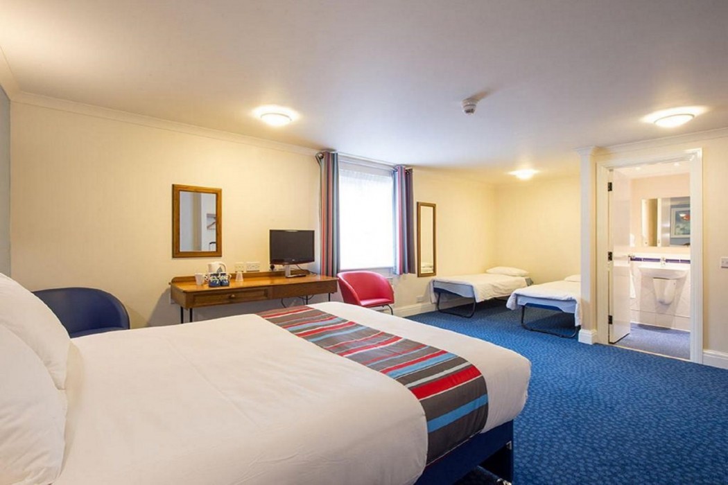 Travelodge Birmingham Sheldon photo5