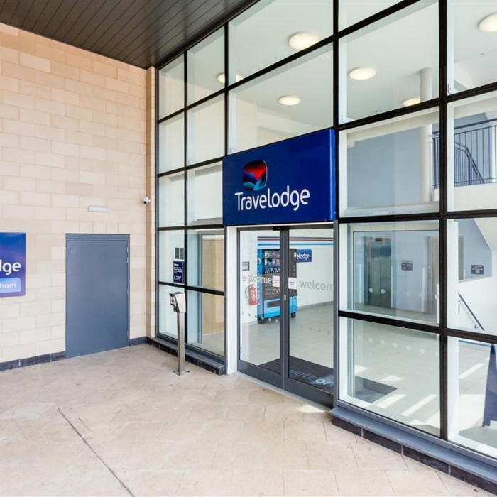 Travelodge Egham 4/30