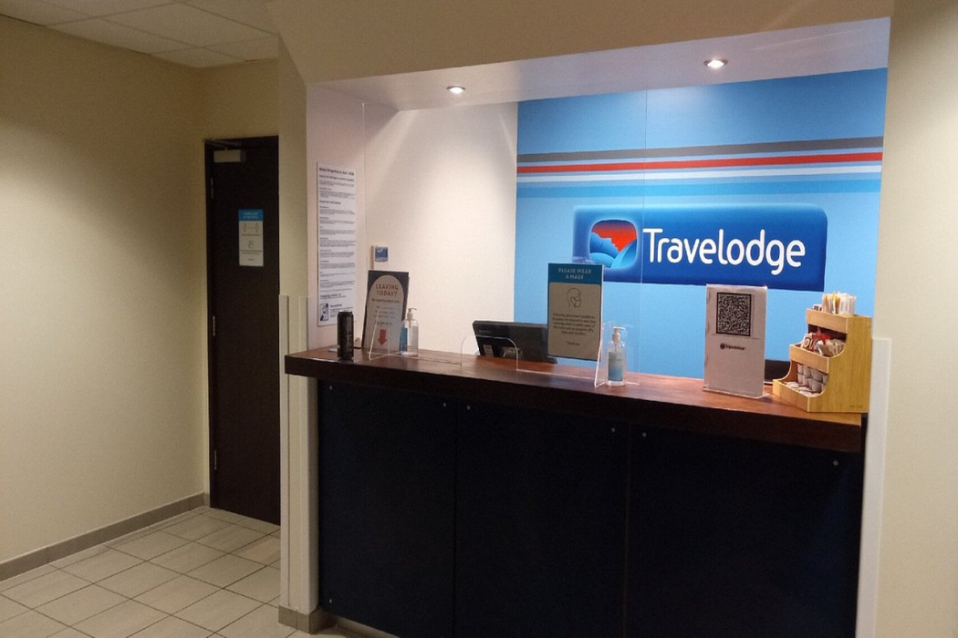 Travelodge Egham 5/30