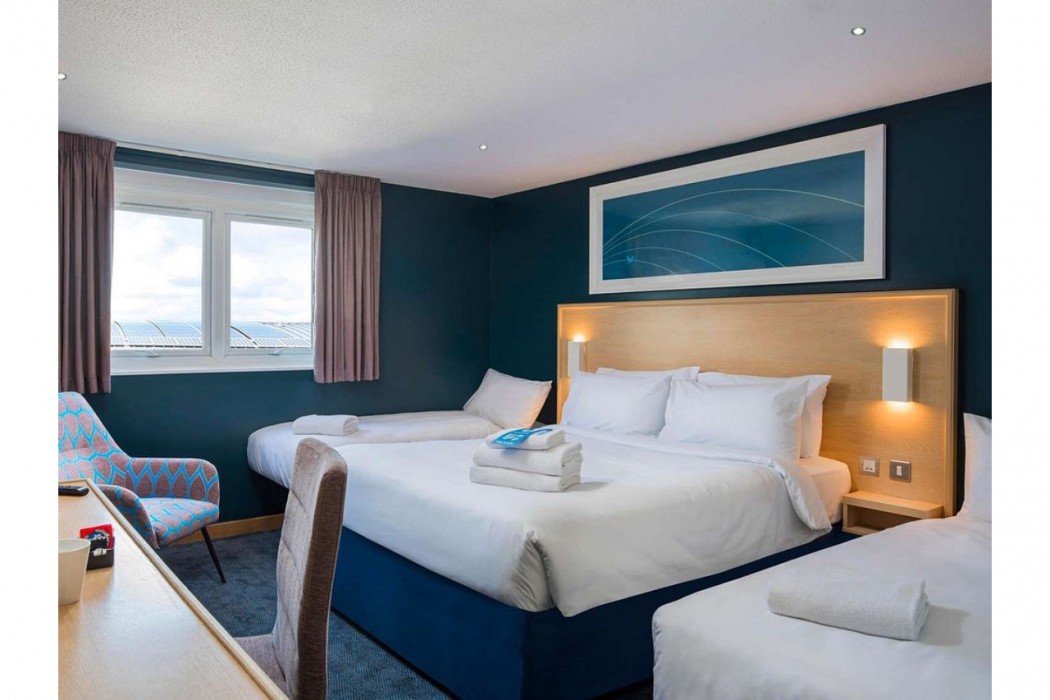 Travelodge Swansea Central 8/54