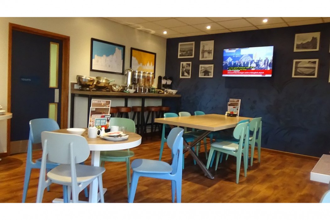 Travelodge Swansea Central 41/54