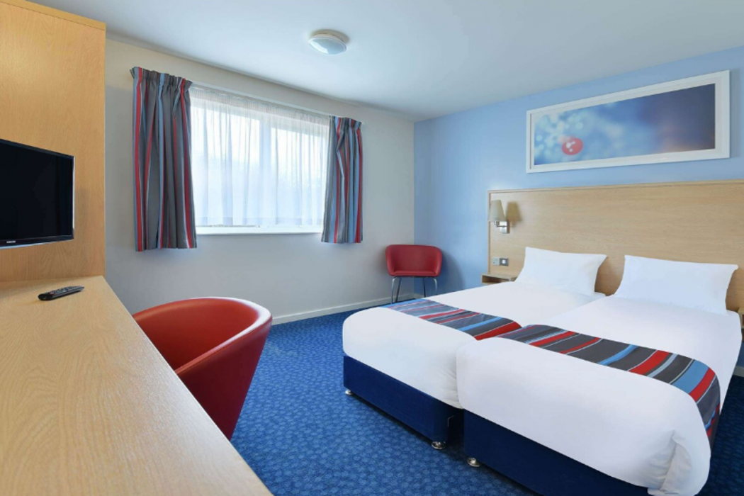 Travelodge Swansea M4 13/39