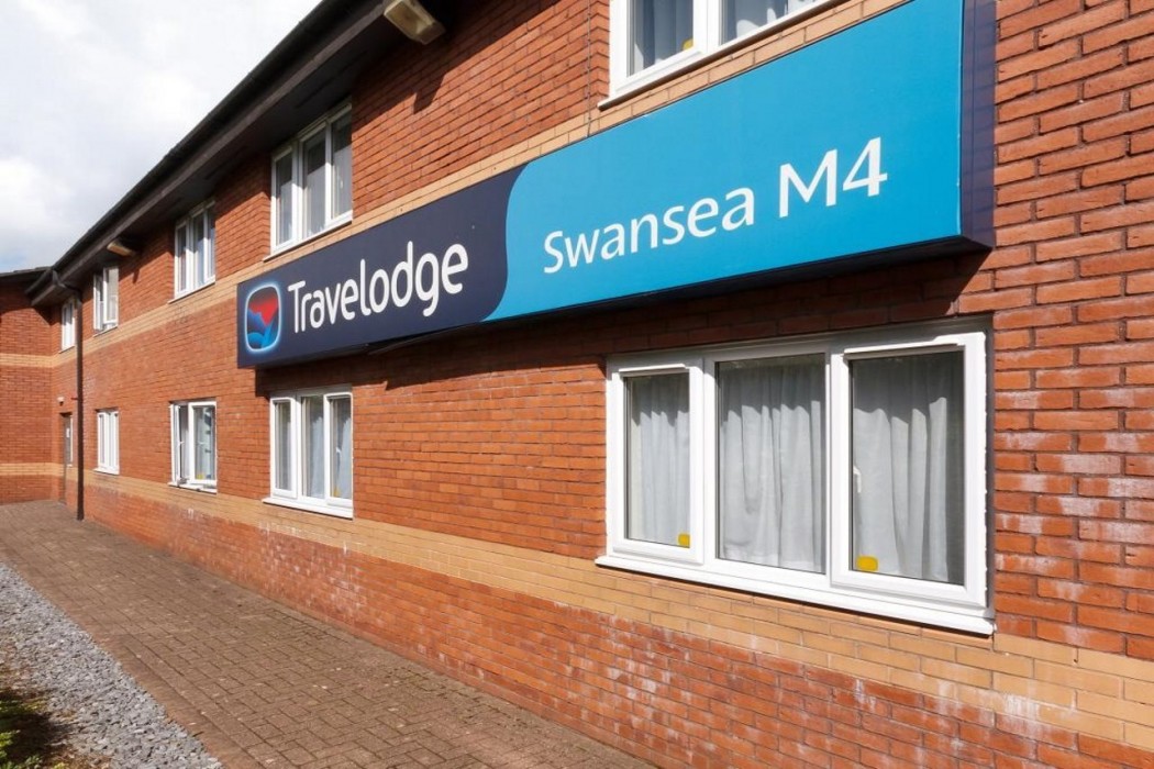 Travelodge Swansea M4 4/39