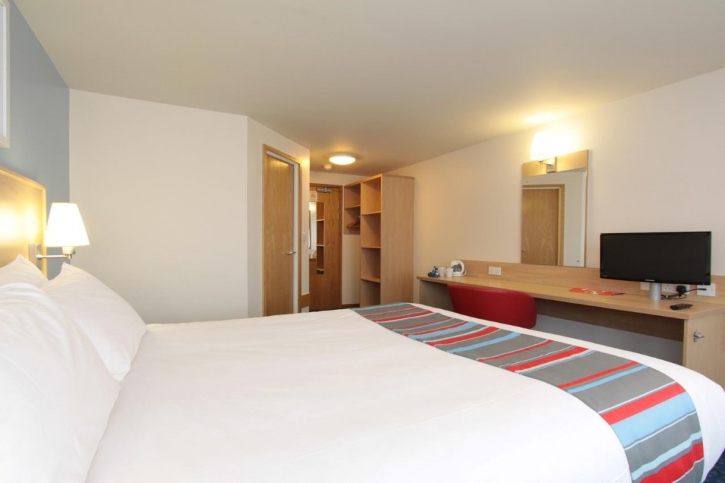 Travelodge Swansea M4 22/39