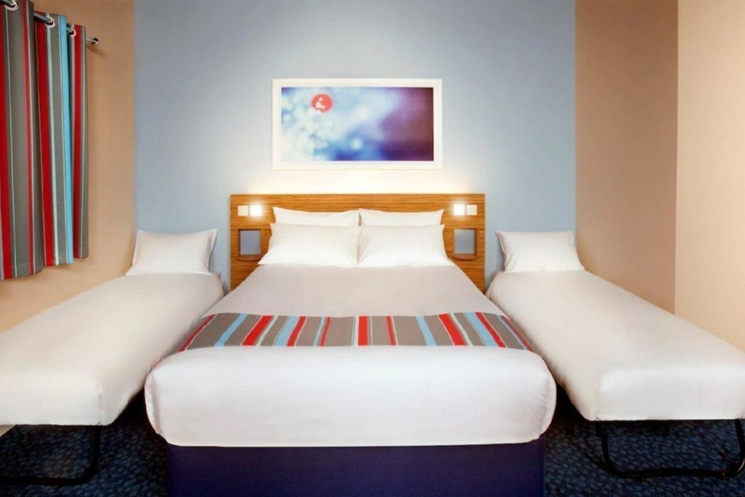 Travelodge Wellington Somerset 16/23