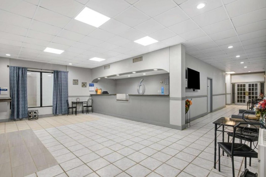 Lobby at Motel6 Chickasha, OK, CHICKASHA - OK
