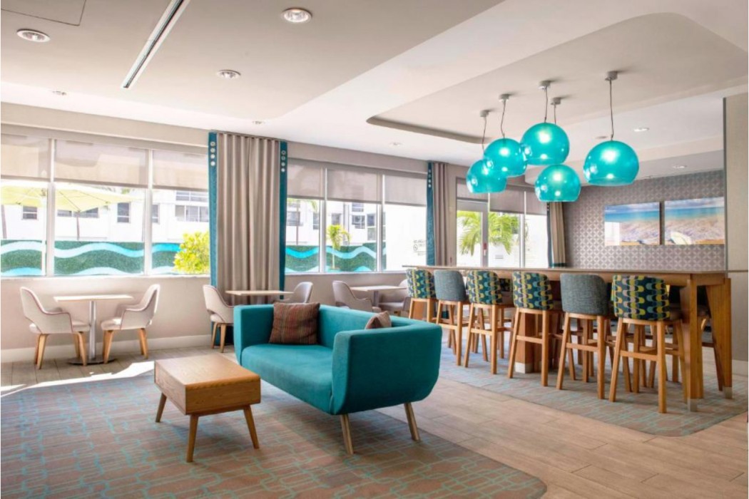 Hotel Continental Miami Beach, Tapestry Collection by Hilton 20/24