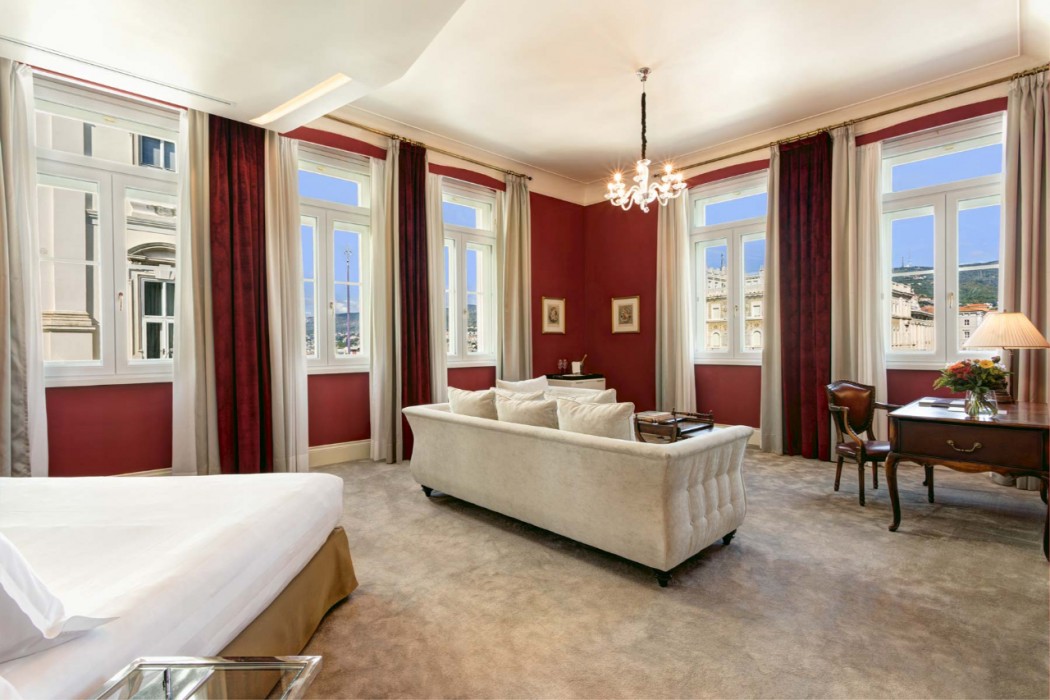 Grand Hotel Duchi D Aosta 38/70