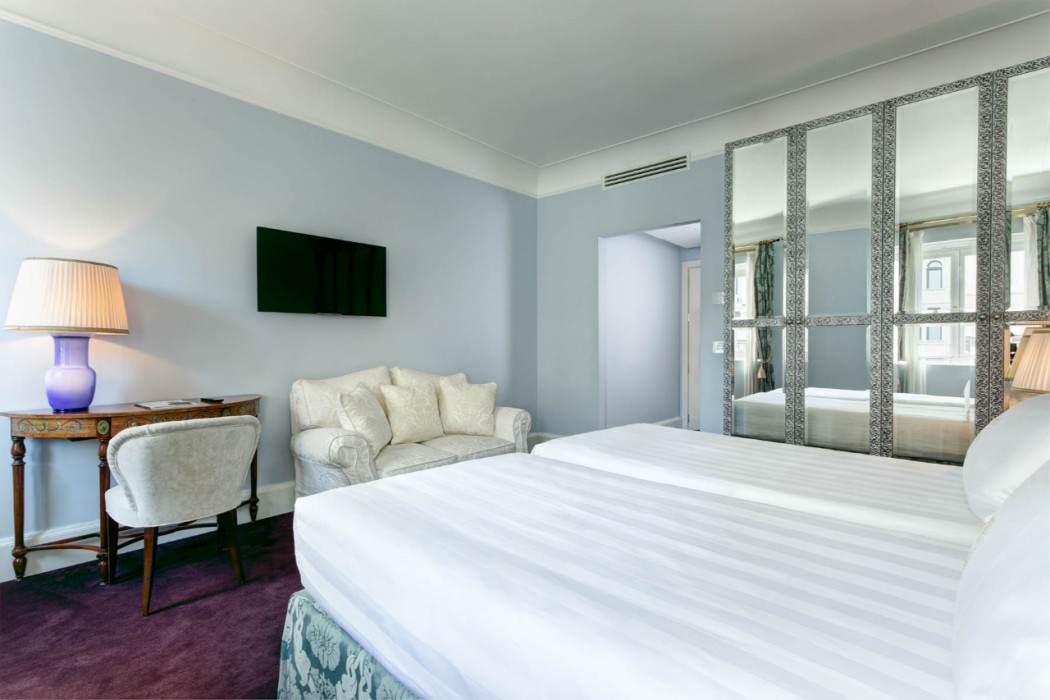 Grand Hotel Duchi D Aosta 35/70