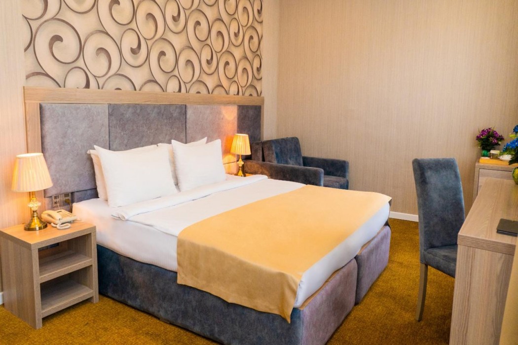 Grand Midway Hotel Baku 13/55