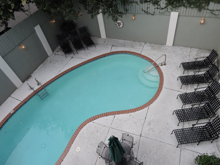 French Quarter Suites Hotel 25/55