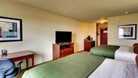 Cobblestone Hotel and Suites - Pecos 13/42