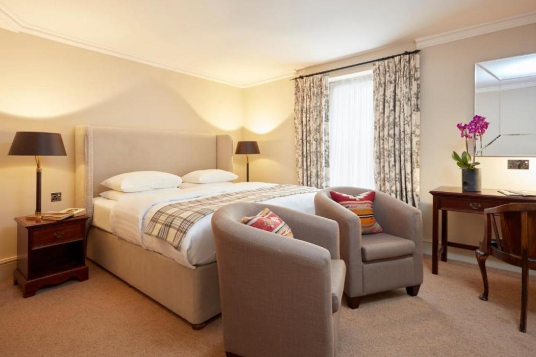 The Angel Hotel, Abergavenny 6/38