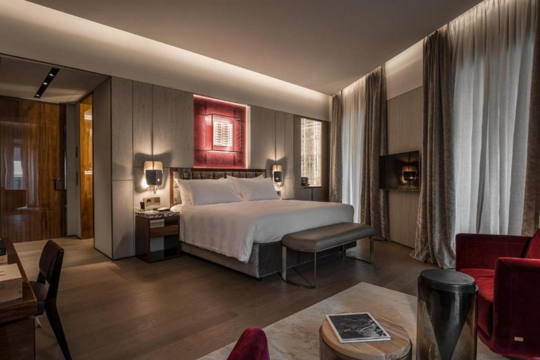 Fendi Private Suites 8/17