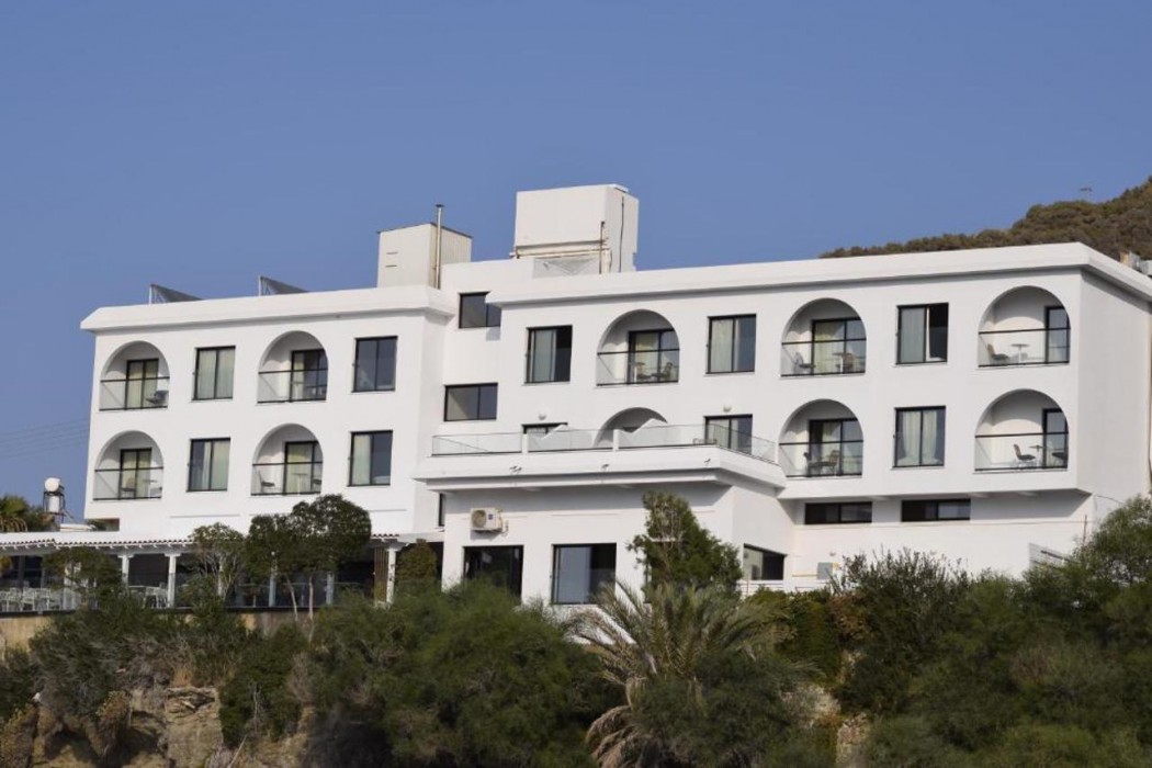 E.J Pyrgos Bay Hotel in KATO PYRGOS