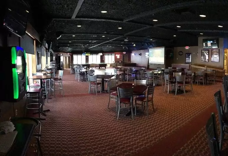 Presque Isle Inn and Convention Center 14/48