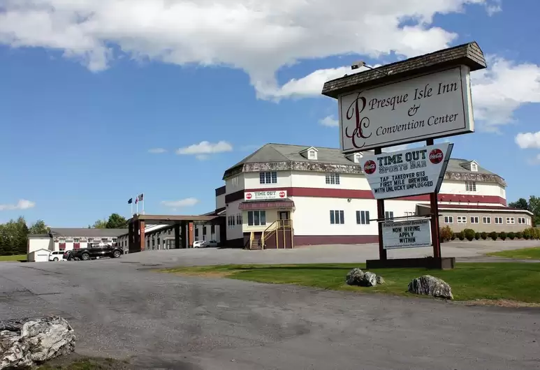 Presque Isle Inn and Convention Center 1/48