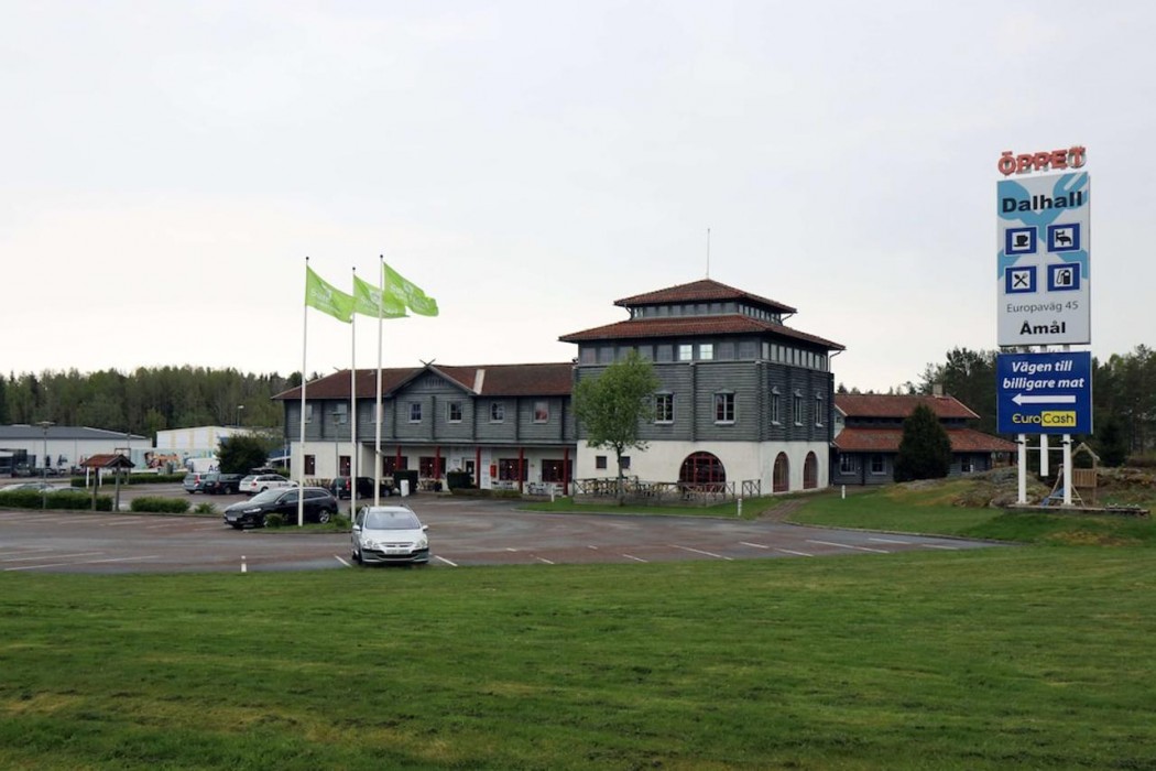 Dalhall Hotell 2/19