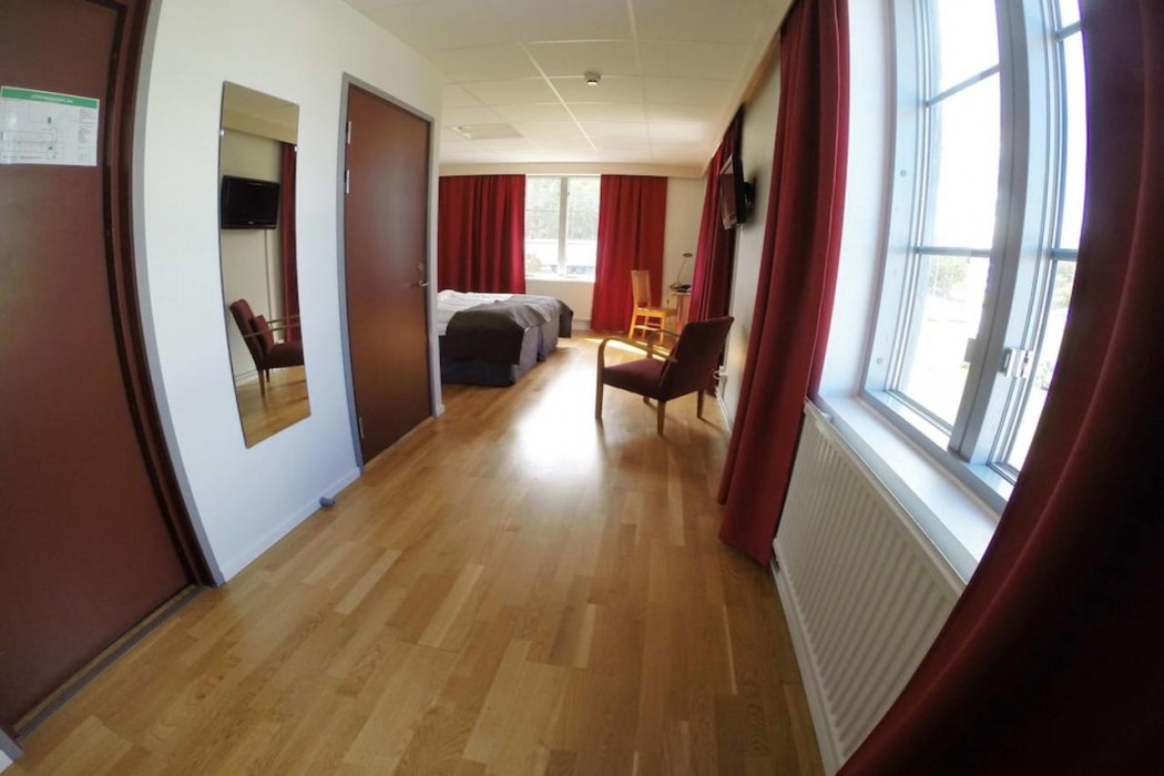 Dalhall Hotell 6/19