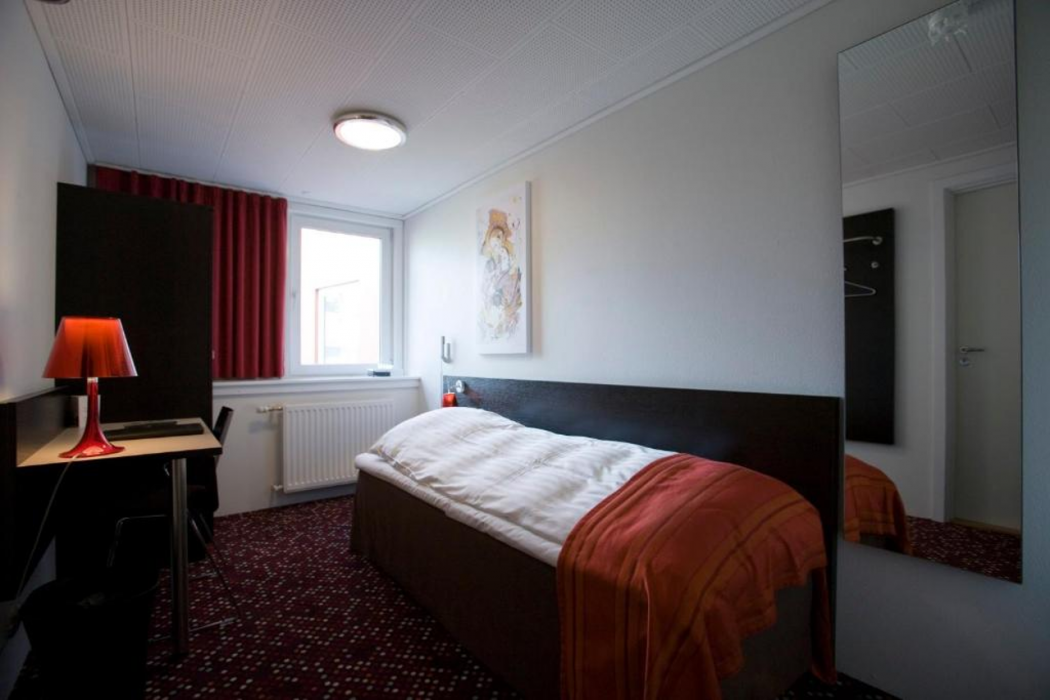 Hotel Torshavn 16/62
