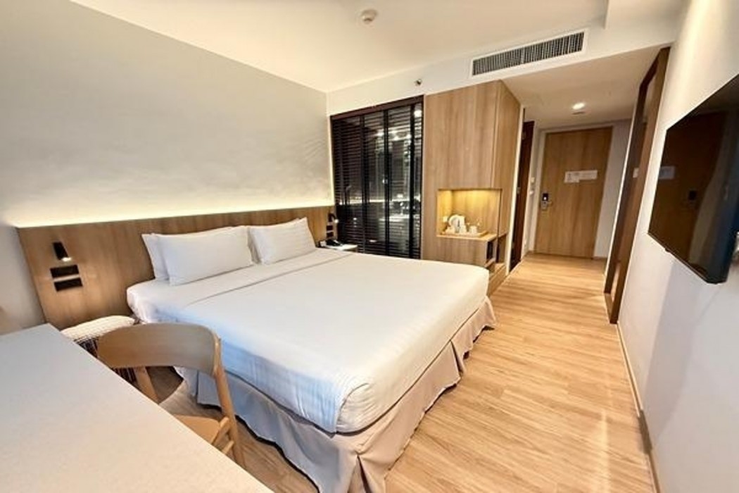Vic3 Bangkok Hotel 13/74