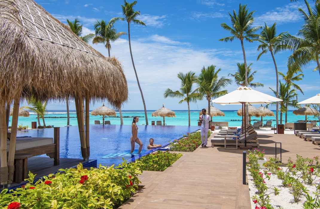 Emerald Maldives Resort & Spa 15/130