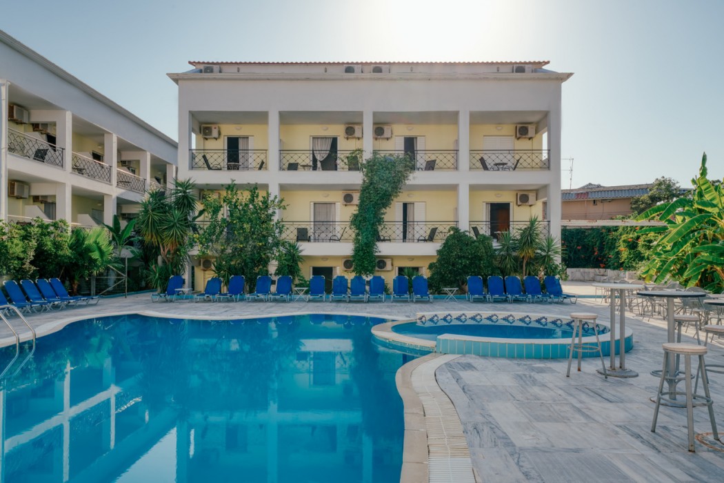 Mojo Hotel 36/60