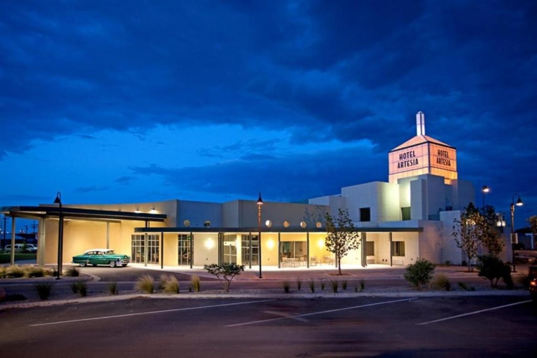 Spark by Hilton Artesia 1/26