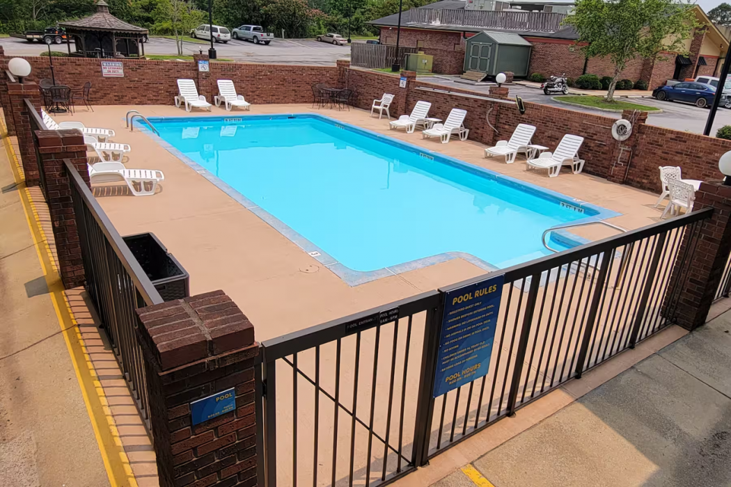 Days Inn by Wyndham Clanton, AL 29/40