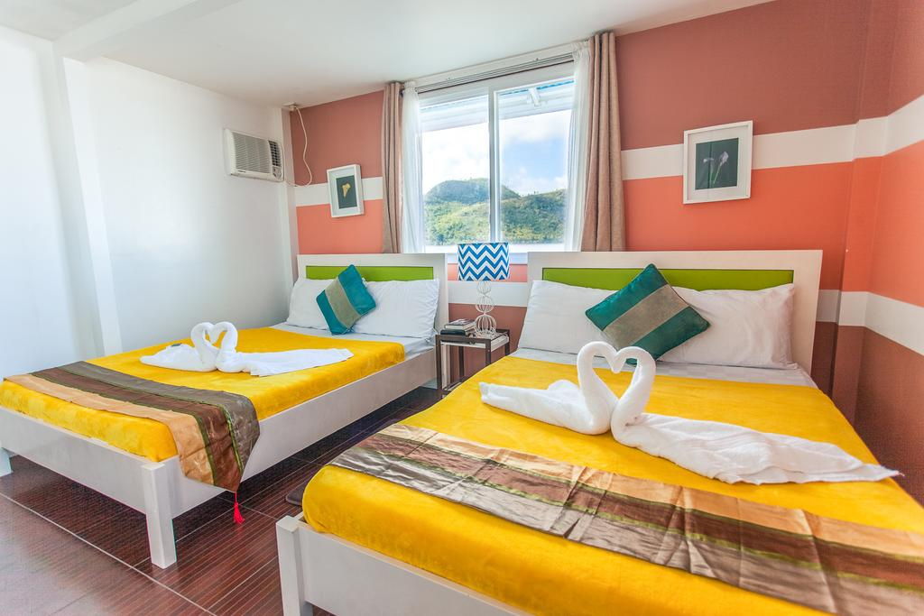 Coron Underwater Garden Resort 12/54