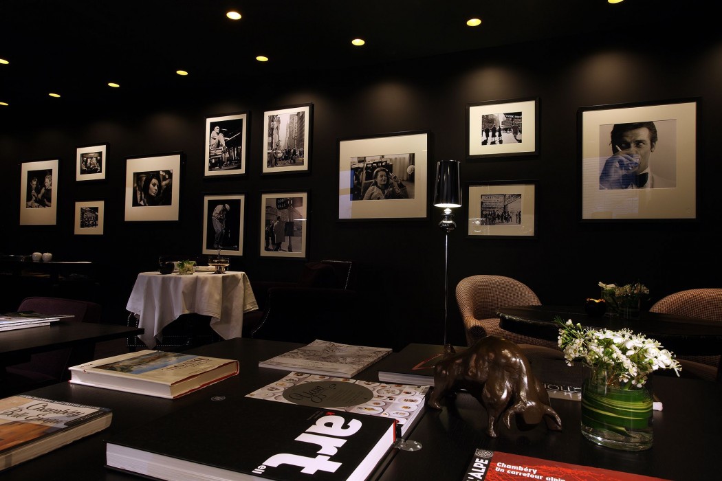 Petit Hotel Confidentiel 21/75