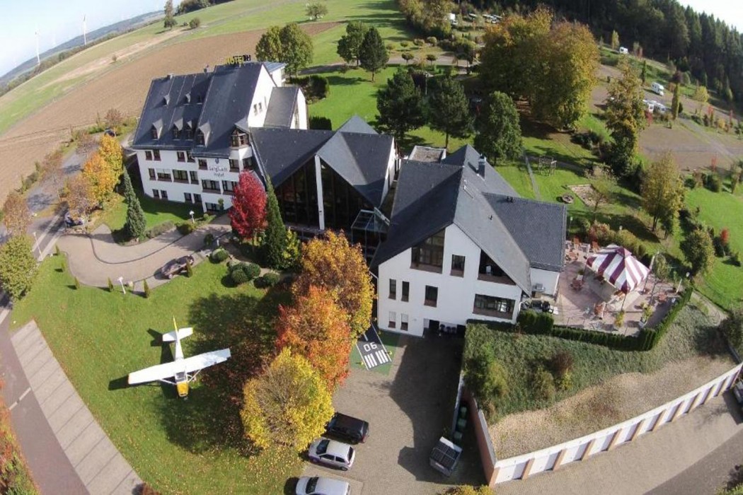 Burgstadt Hotel 1/23
