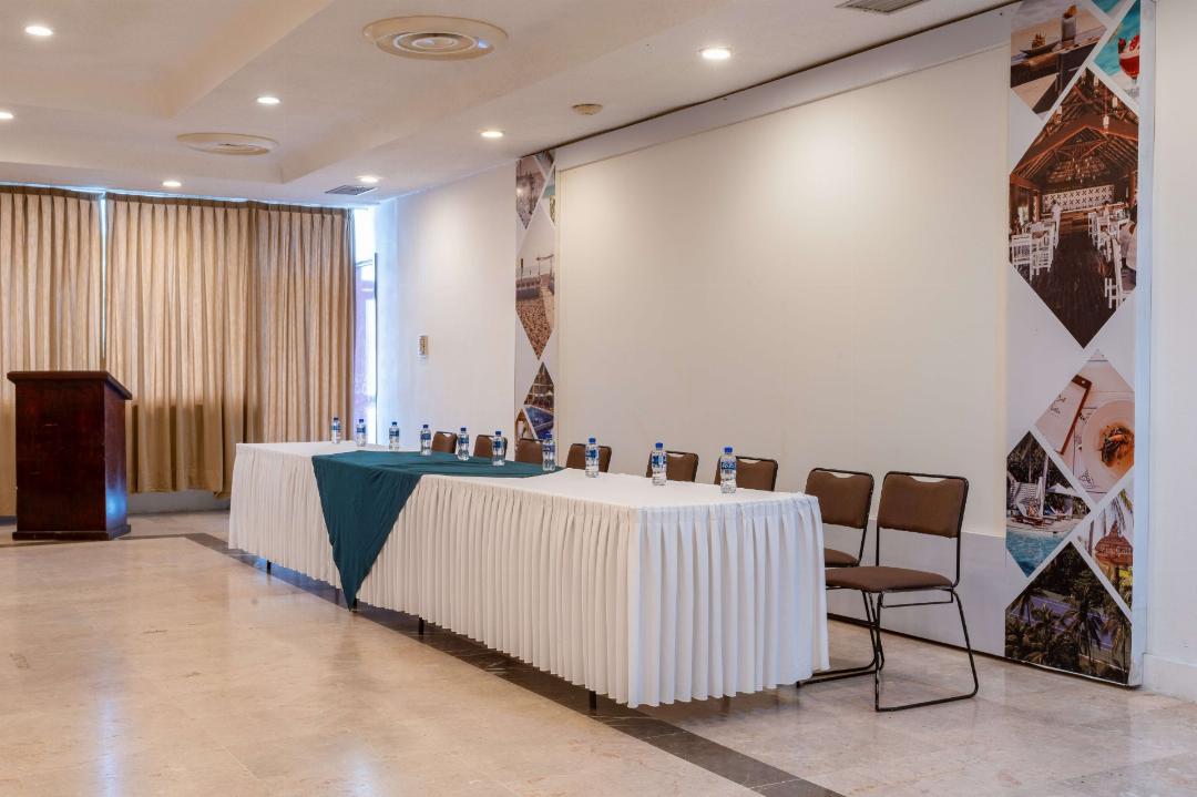 Hotel Suites Villasol 26/101