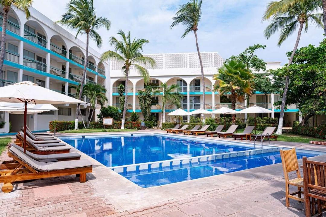 Hotel Suites Villasol in PUERTO ESCONDIDO