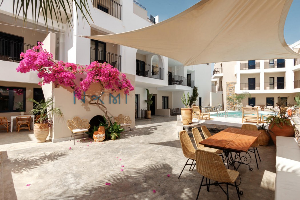 Nami Hotel & Suites 6/156
