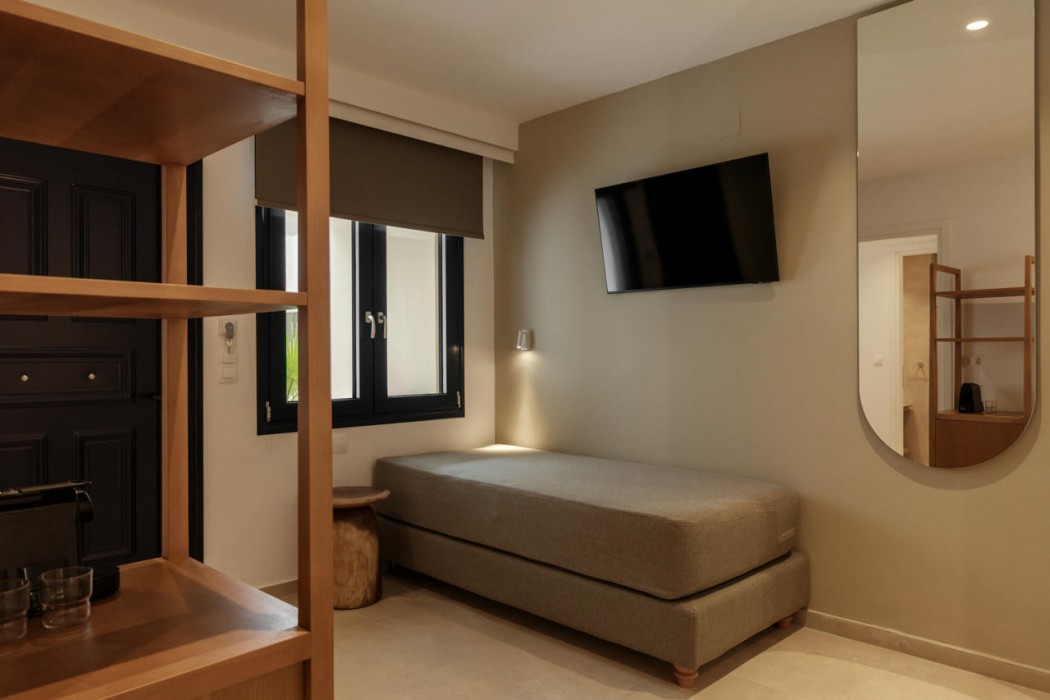 Nami Hotel & Suites 89/156