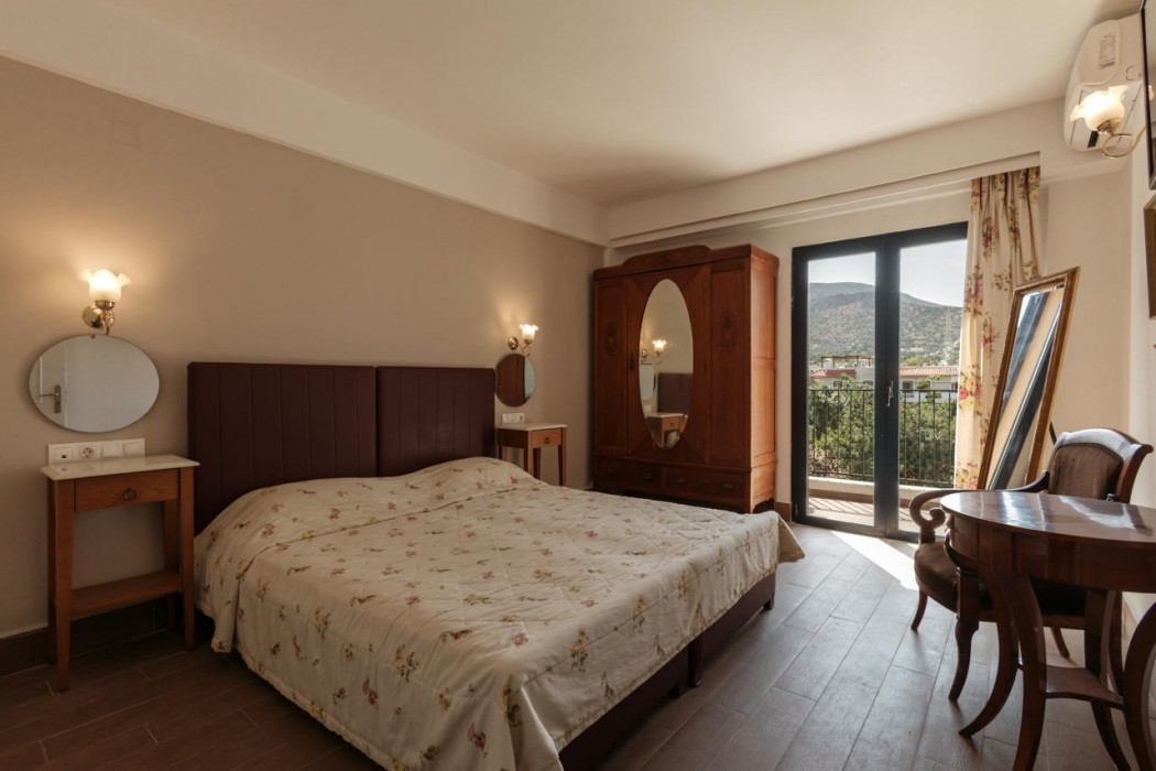 Nami Hotel & Suites 77/156