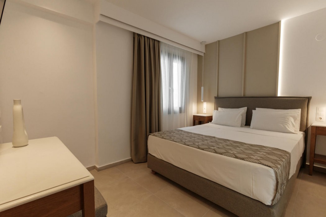 Nami Hotel & Suites 81/156