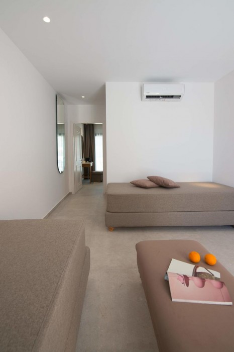 Nami Hotel & Suites 17/156