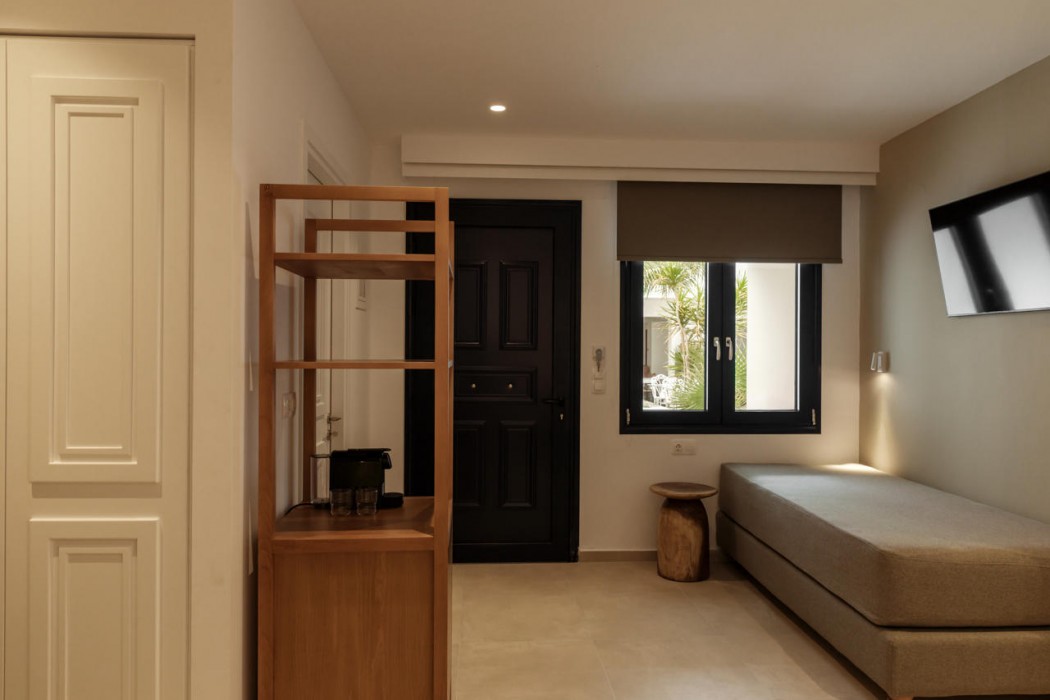 Nami Hotel & Suites 83/156